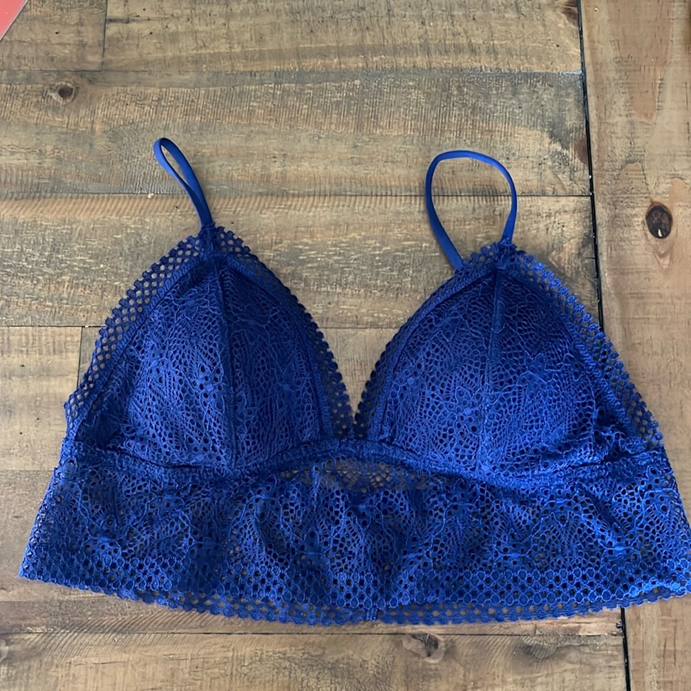 Victorias Secret Blue Bralette Large Lace
